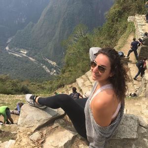 Meet your Posher, Victoria